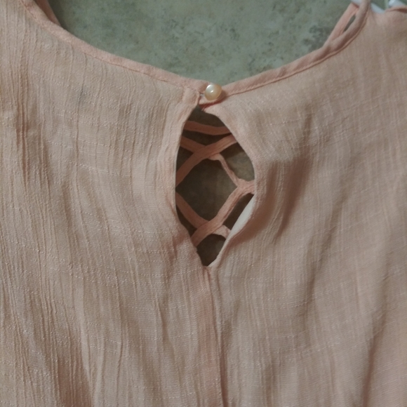 Lily Rose peach criss cross neckline flowy dress L - Picture 5 of 7